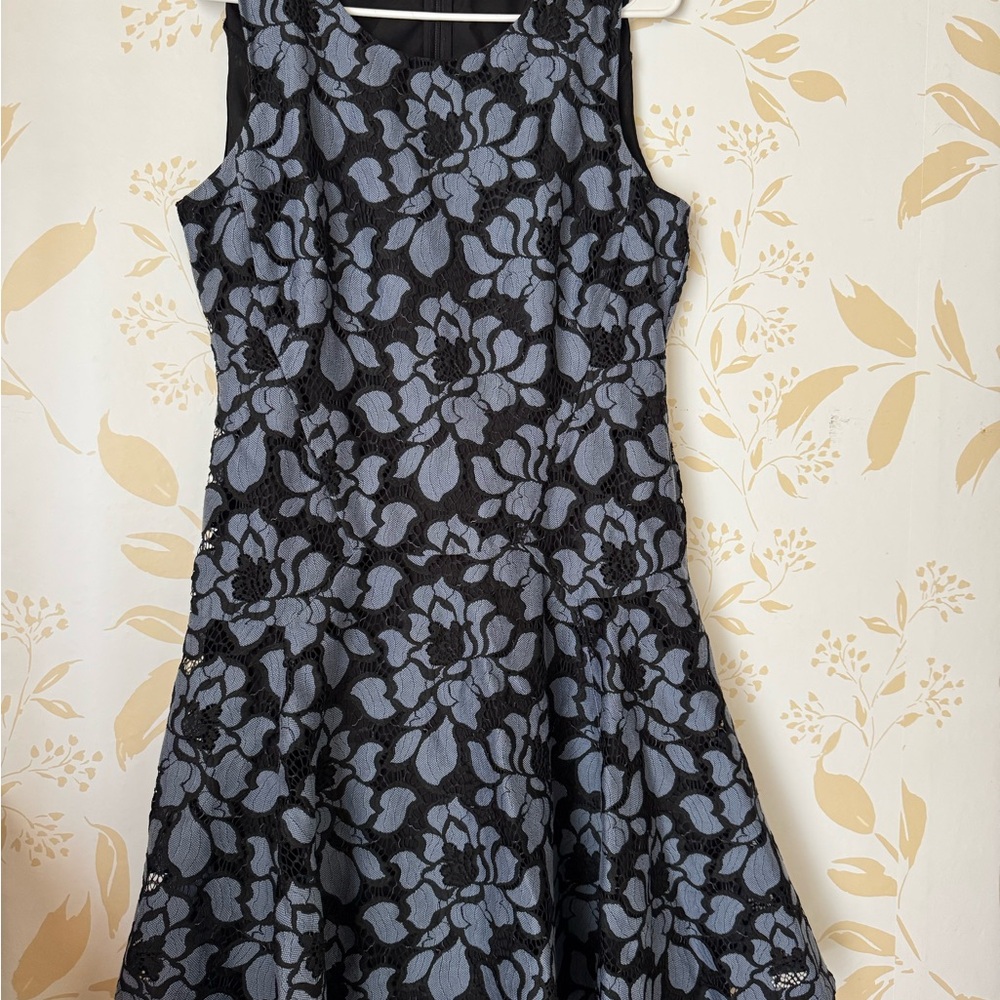 Women’s Tommy Hilfiger Floral Dark Blue Dress Sz 12